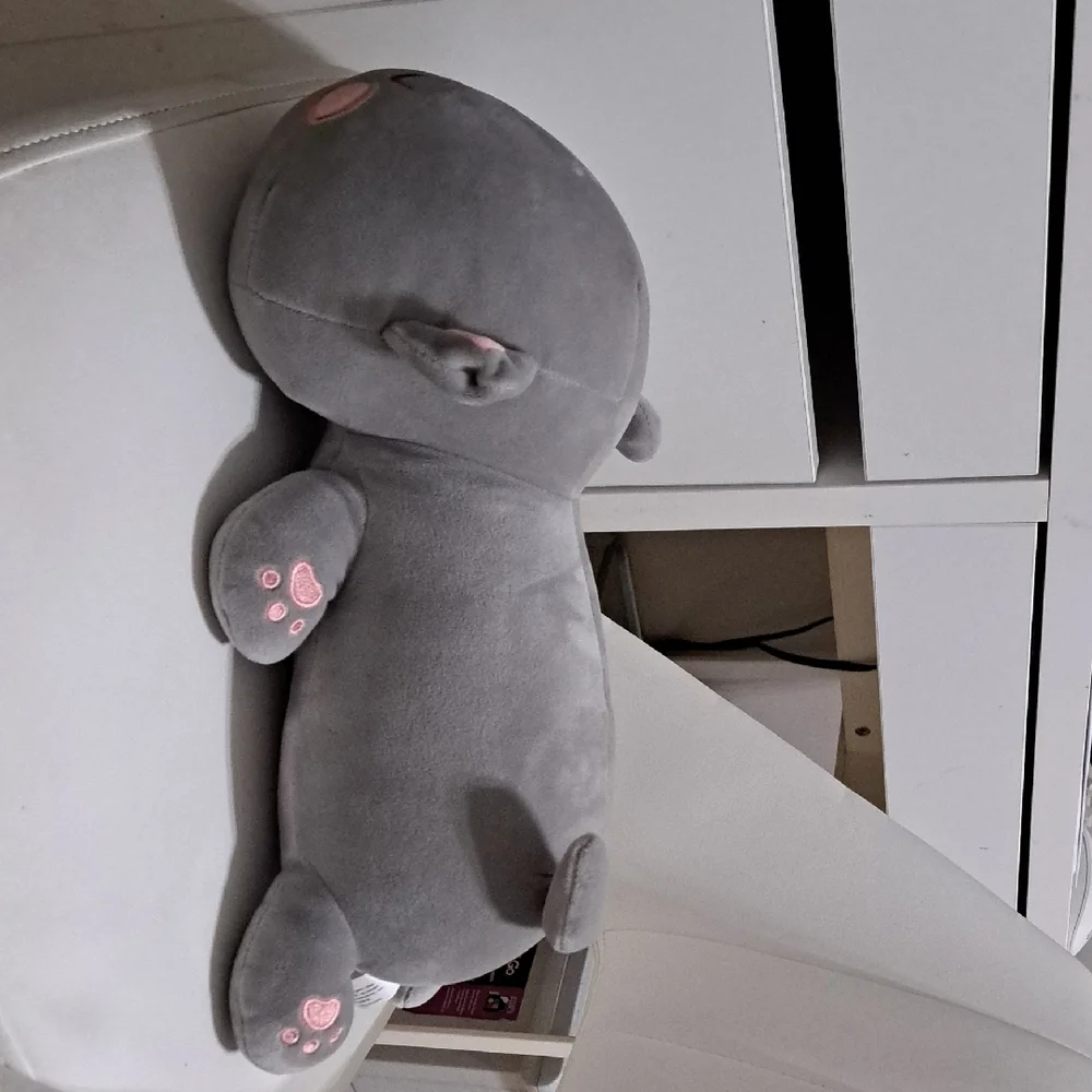 N/A soft cuddly